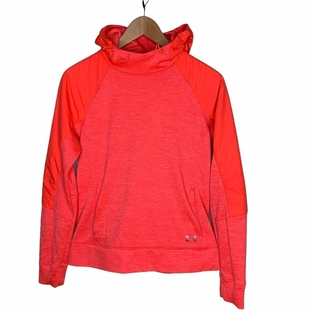 Under Armour Womens Hooded sweatshirt size S/M?